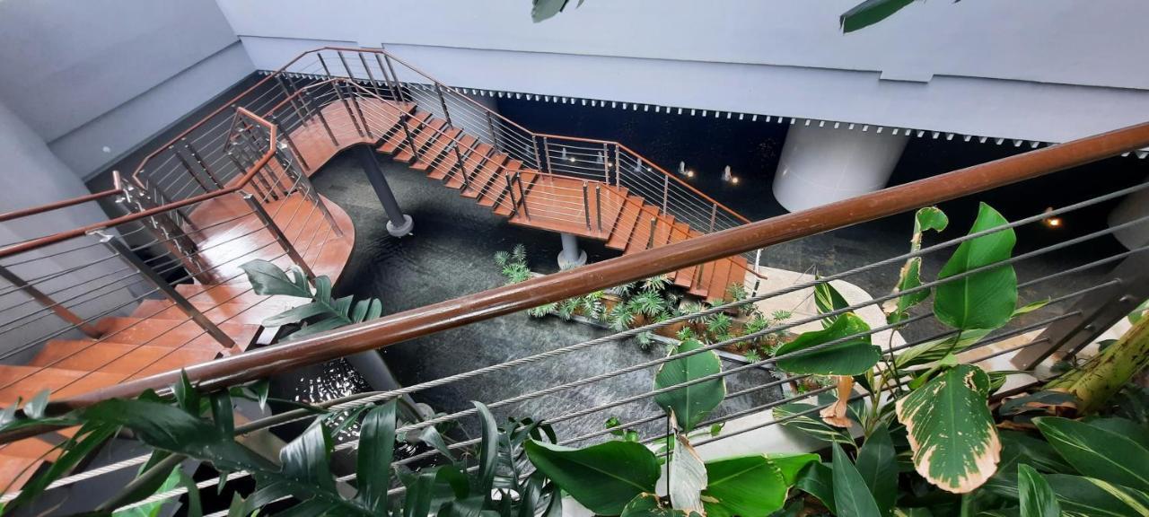 Stylish&Comfort Unit With Balcony In Air Makati Makati City Kültér fotó